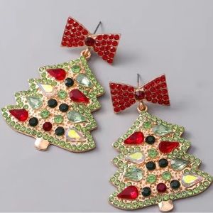 🎄 Jewelled Christmas Tree Earrings.